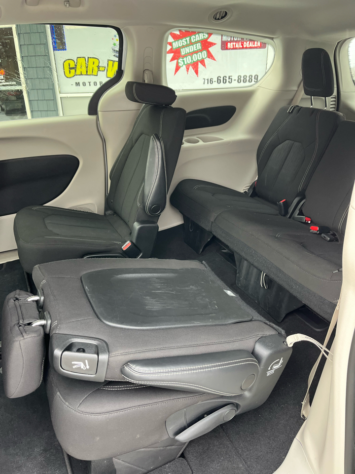 Chrysler Voyager LX 2022