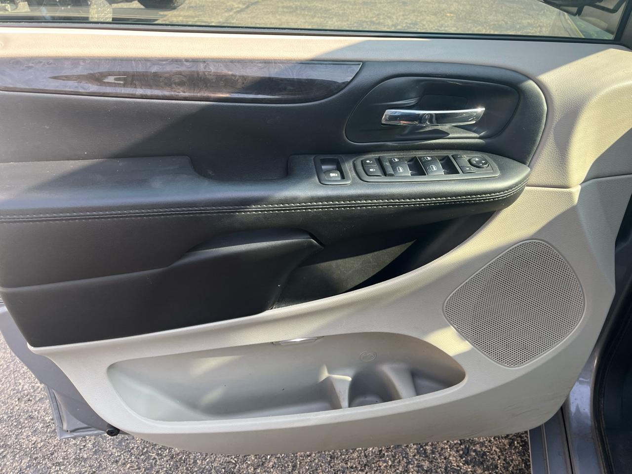 Dodge Grand Caravan SE 2019