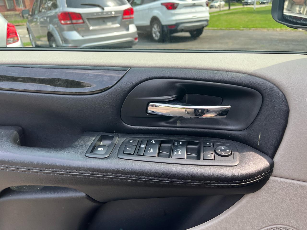 Dodge Grand Caravan SE 2019