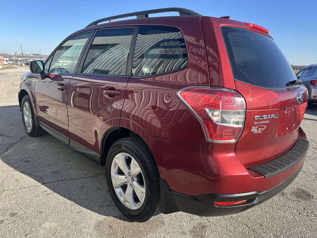 Subaru Forester 2.5i Premium PZEV CVT 2016