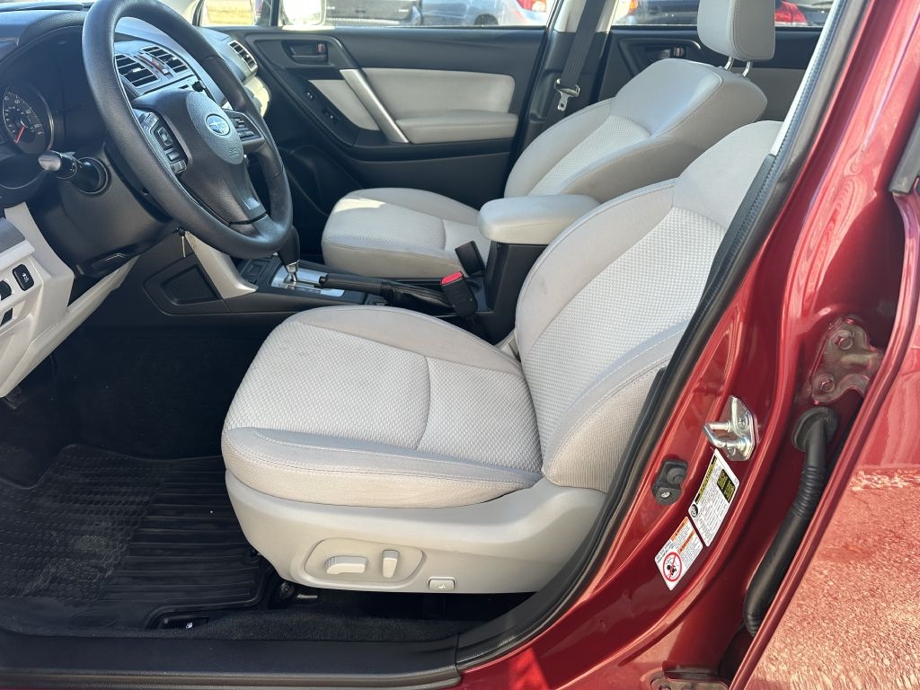 Subaru Forester 2.5i Premium PZEV CVT 2016