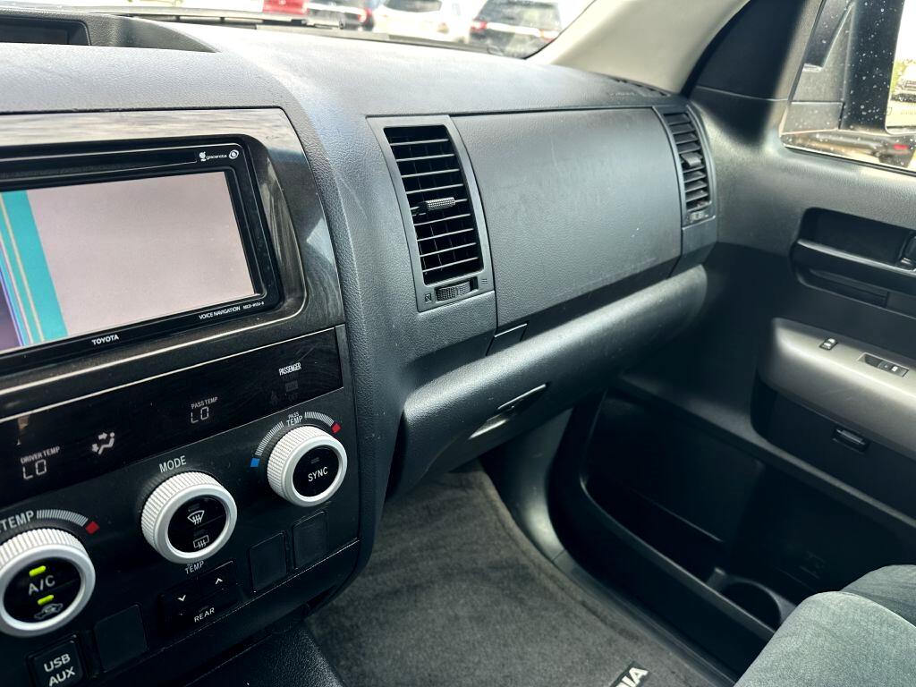 Image of 2013 Toyota Sequoia SR5 5.7L 4WD FFV