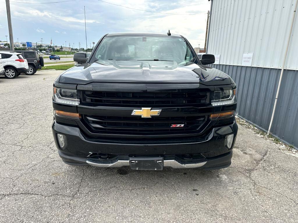 Image of 2017 Chevrolet Silverado 1500 LT Crew Cab 4WD