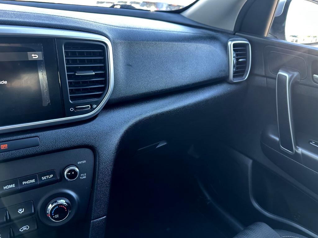 Image of 2020 Kia Sportage LX AWD
