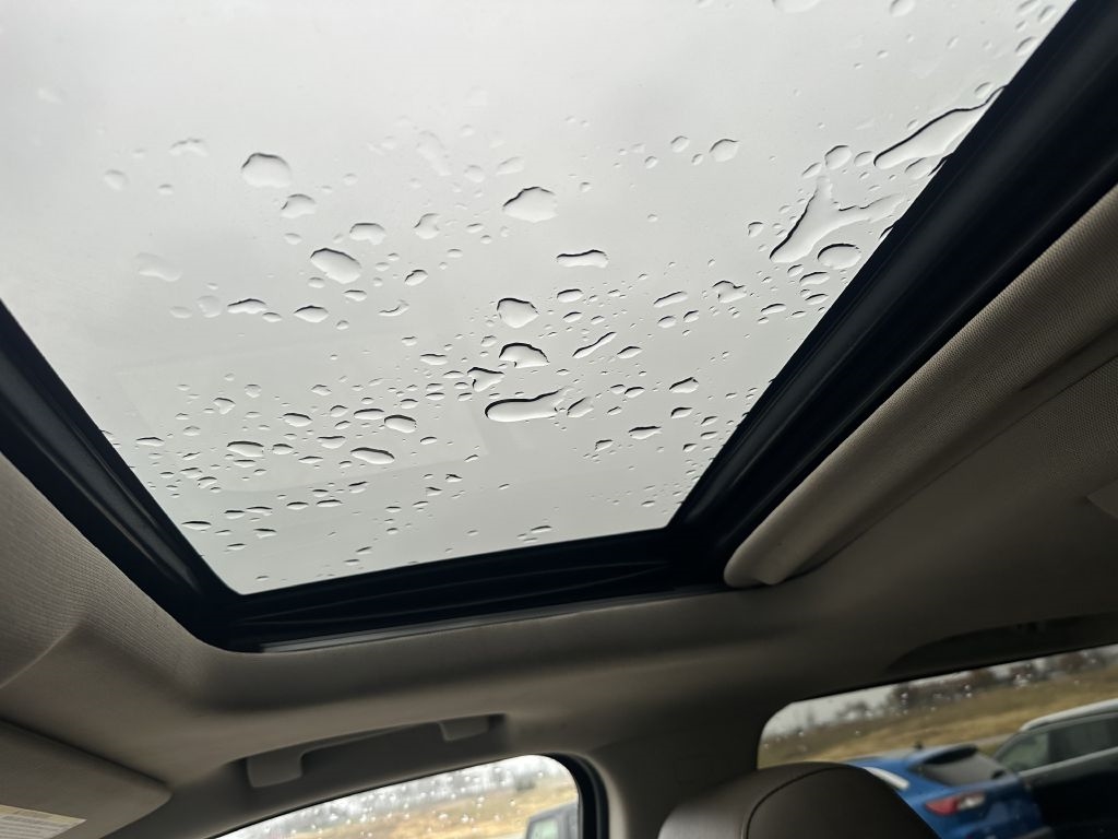 Chevrolet Suburban 4WD 4dr 1500 LT 2016