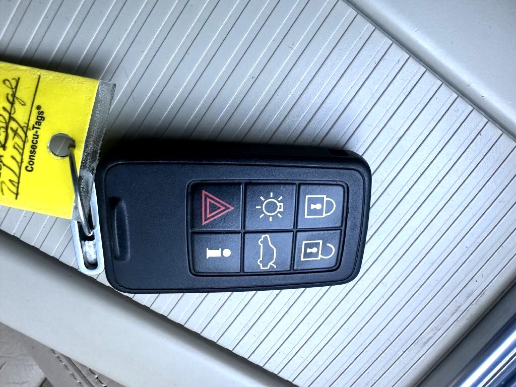 Volvo XC60 4dr 3.2L 2012