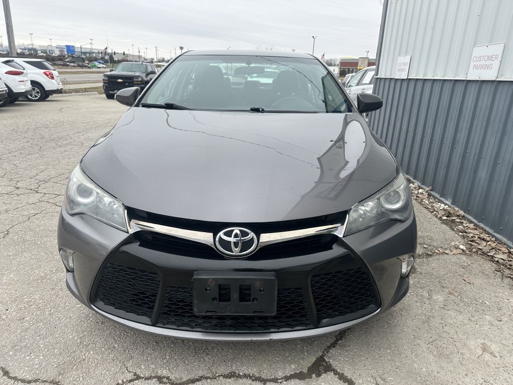 Toyota Camry XLE Auto (Natl) 2017