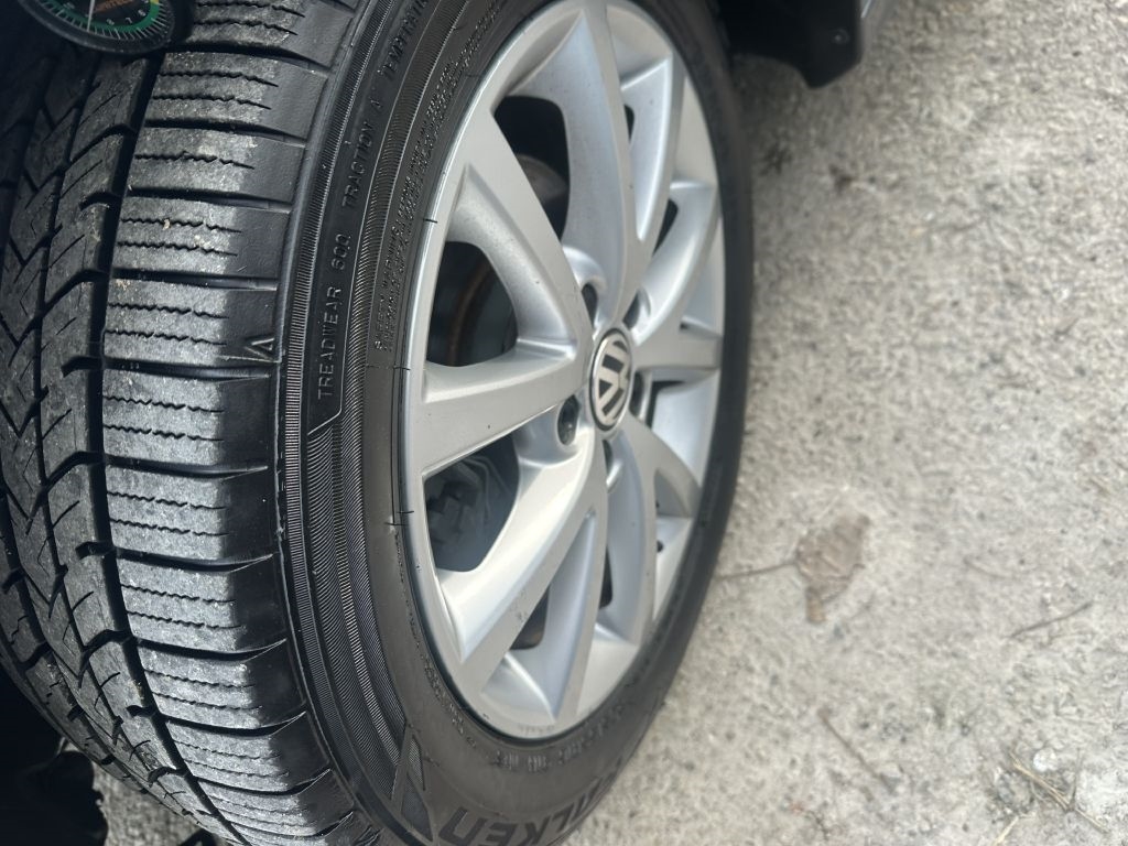 Volkswagen Jetta Sedan 4dr Auto SE PZEV 2014