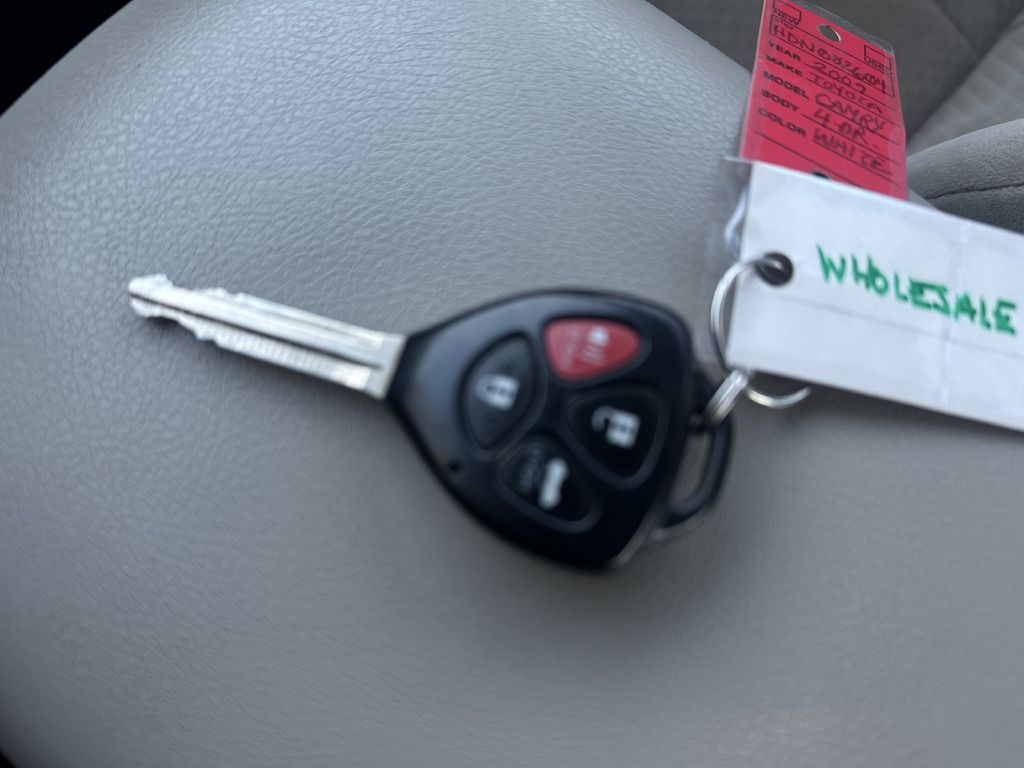 Toyota Camry 4dr Sdn I4 Man (Natl) 2009