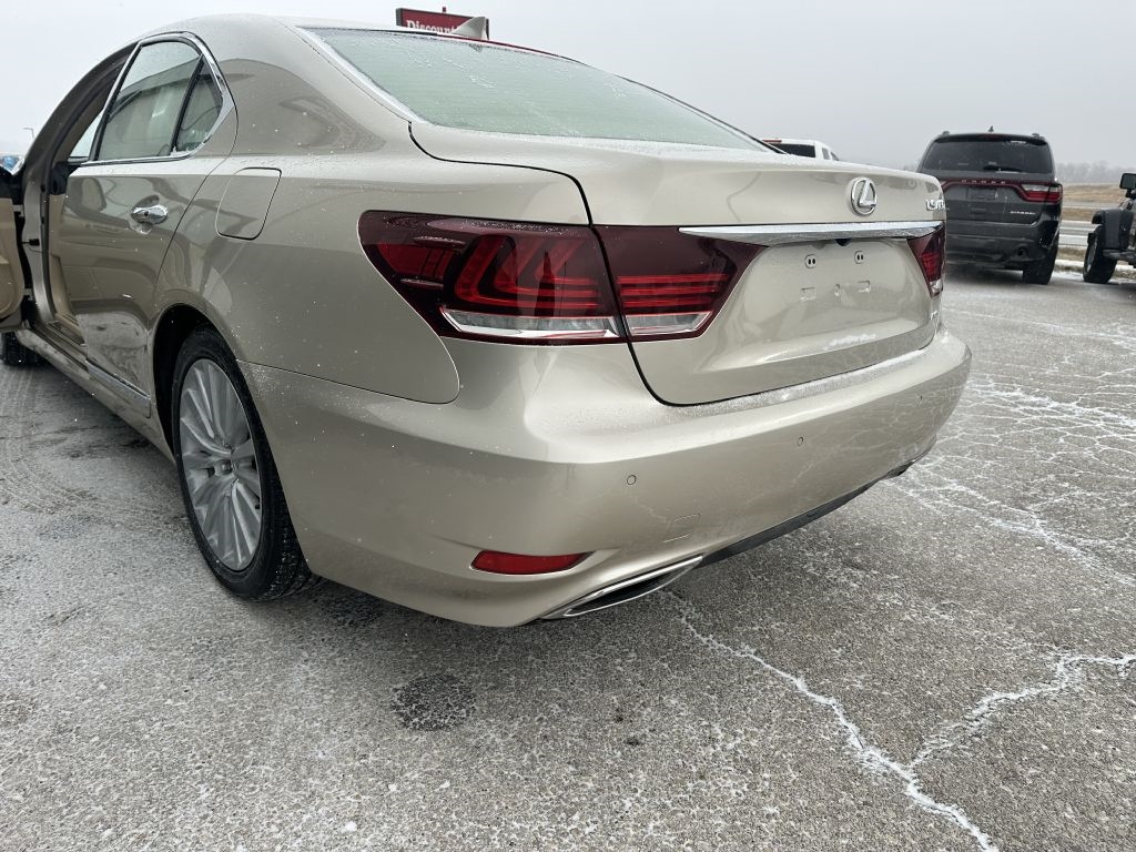 Lexus LS 460 4dr Sdn AWD 2016