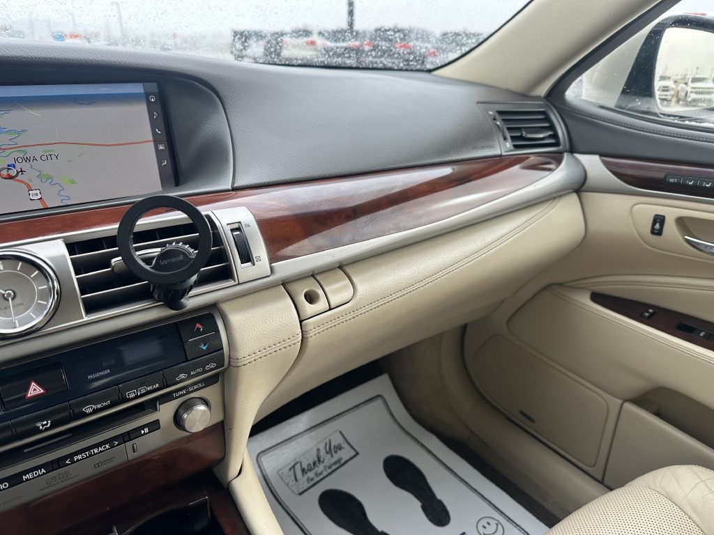 Lexus LS 460 4dr Sdn AWD 2016