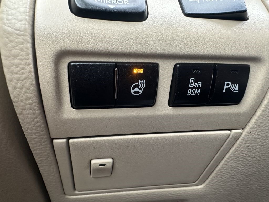 Lexus LS 460 4dr Sdn AWD 2016