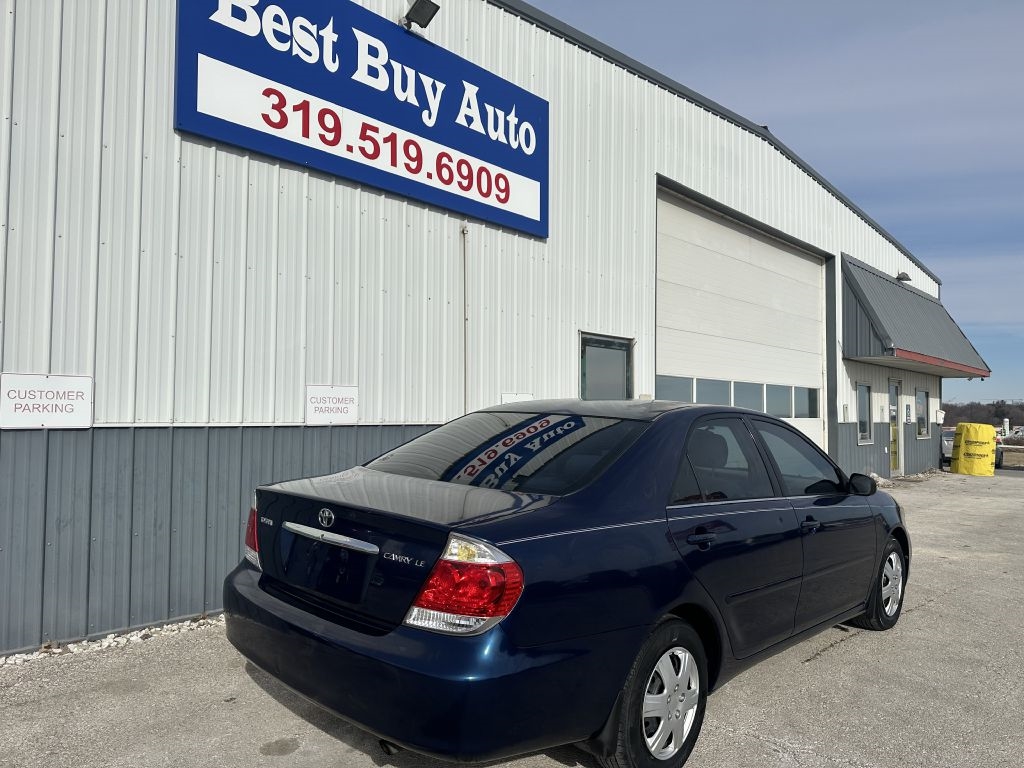 Toyota Camry 4dr Sdn XLE Auto (Natl) 2006