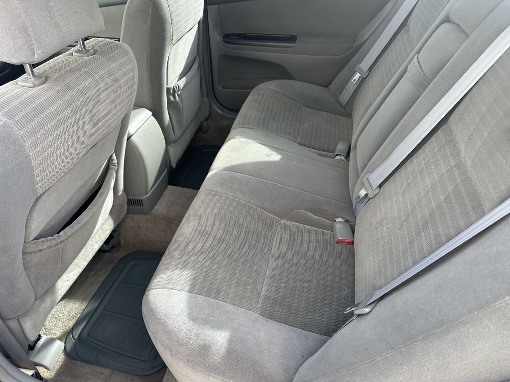 Toyota Camry 4dr Sdn XLE Auto (Natl) 2006