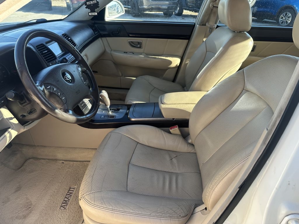 Kia Amanti 4dr Sdn 2008