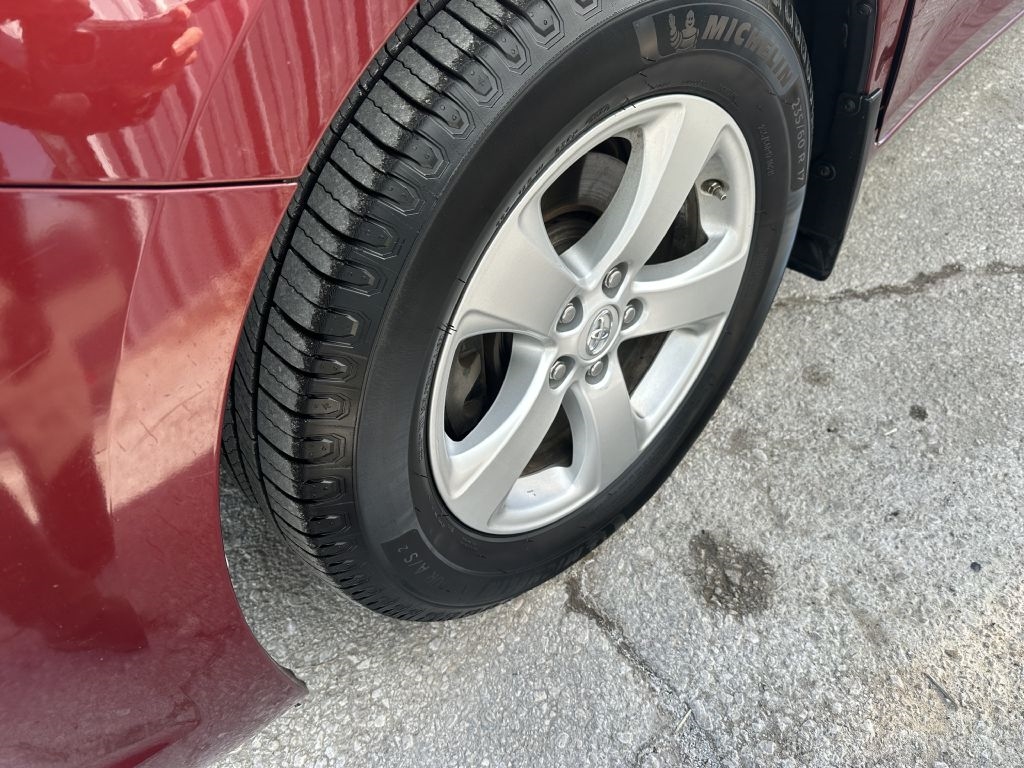 Toyota Sienna 5dr 8-Pass Van V6 LE FWD (Natl) 2014