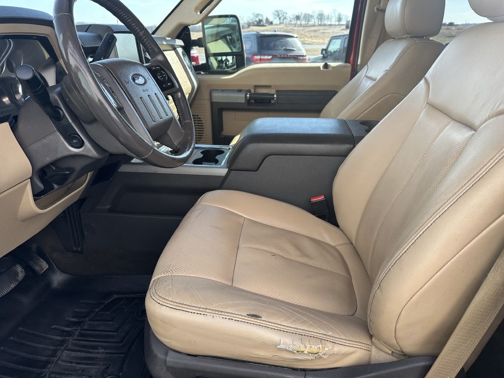 Ford Super Duty F-250 SRW 4WD Crew Cab 172" Platinum 2016