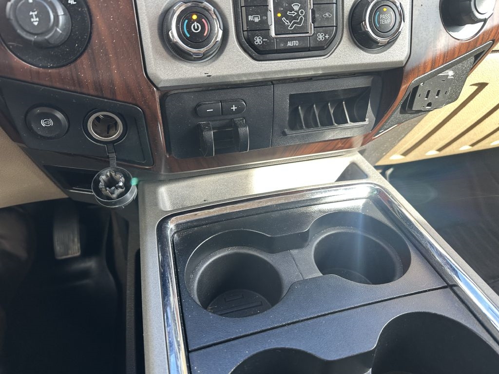 Ford Super Duty F-250 SRW 4WD Crew Cab 172" Platinum 2016