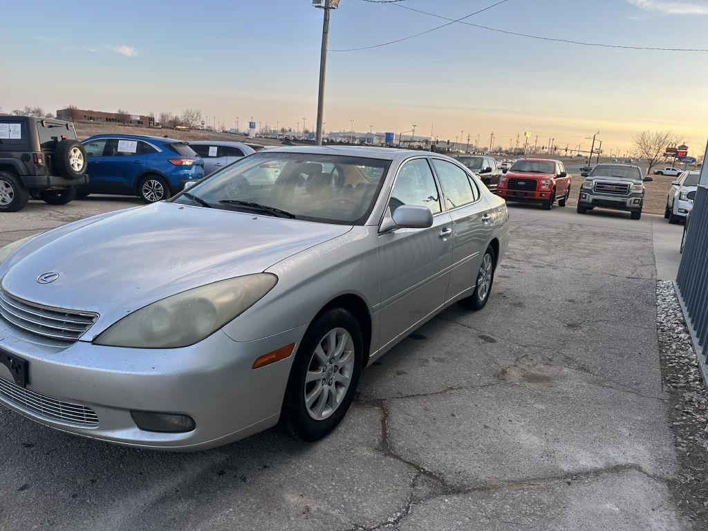 Lexus ES 300 4dr Sdn 2003