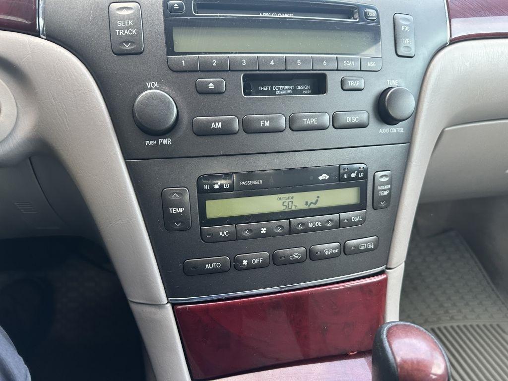 Lexus ES 300 4dr Sdn 2003