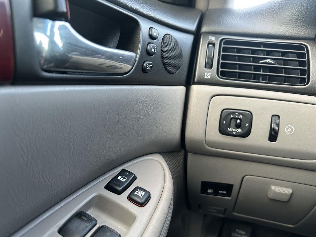 Lexus ES 300 4dr Sdn 2003