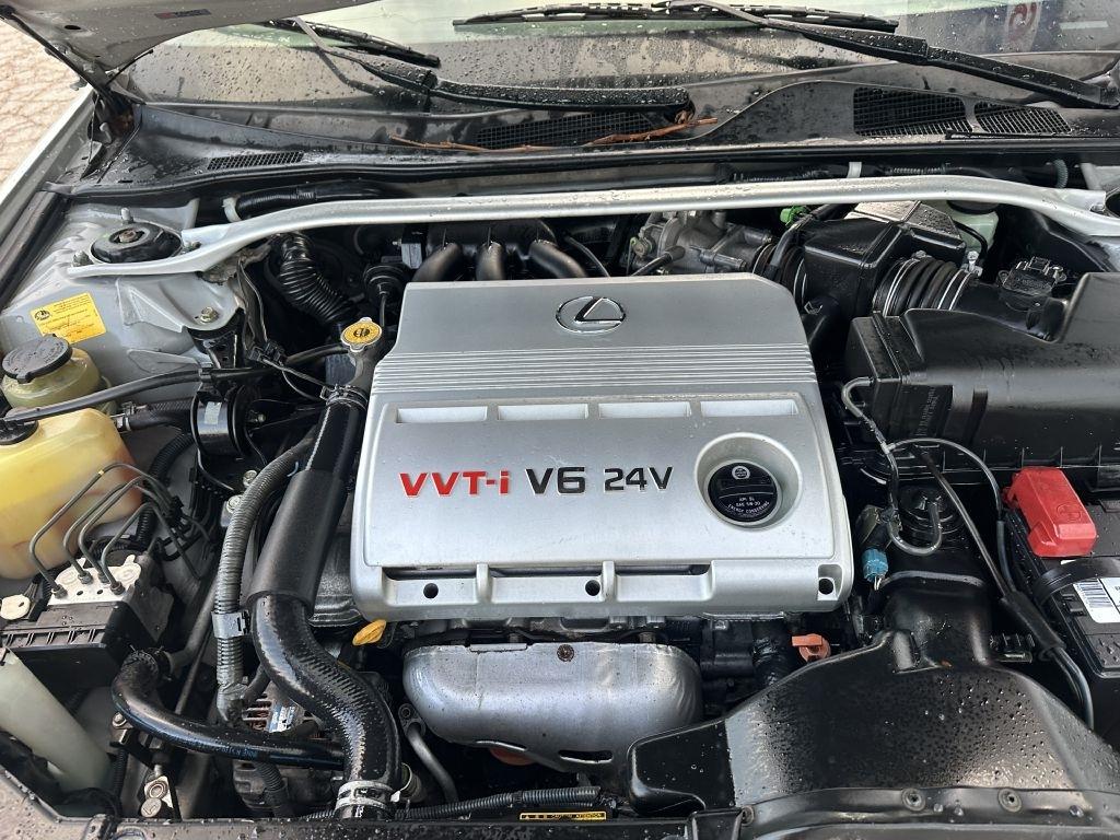 Lexus ES 300 4dr Sdn 2003