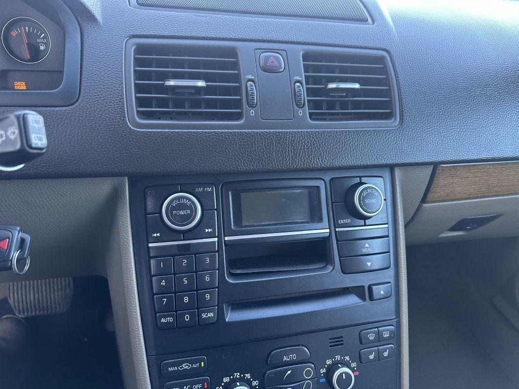 Volvo XC90 AWD 4dr I6 w/Snrf/3rd Row 2007