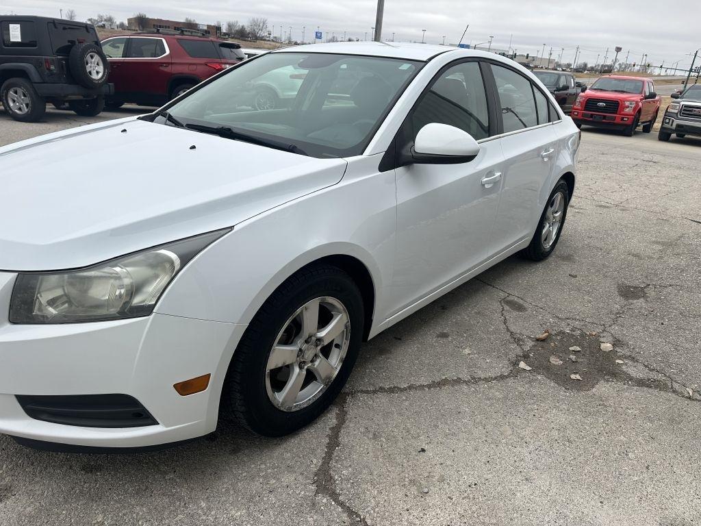 Chevrolet Cruze 4dr Sdn LT w/1FL 2012