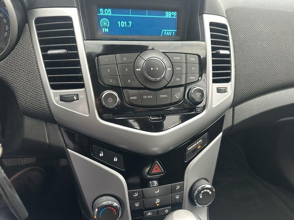 Chevrolet Cruze 4dr Sdn LT w/1FL 2012