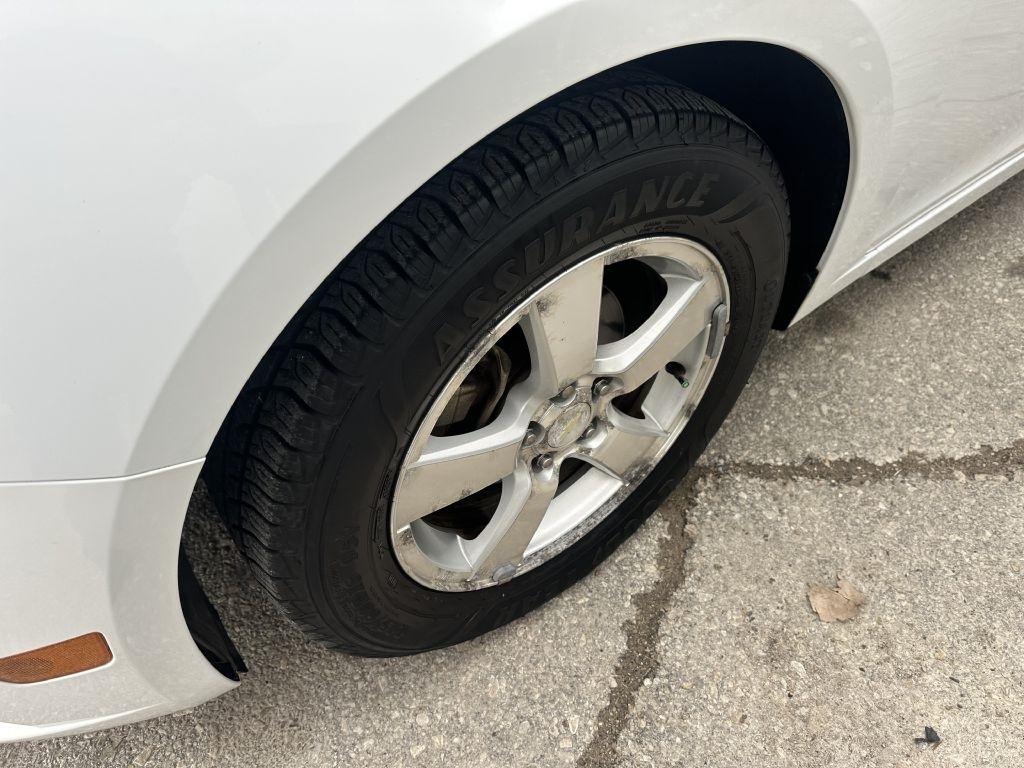 Chevrolet Cruze 4dr Sdn LT w/1FL 2012