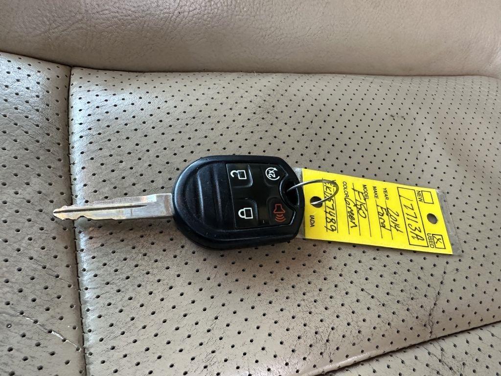 Ford F-150 4WD SuperCrew 145" King Ranch 2014