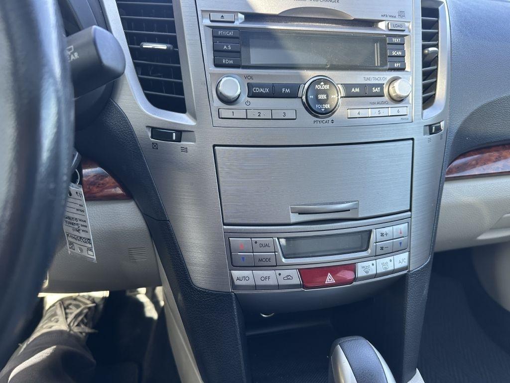 Subaru Outback 4dr Wgn H4 Auto 2.5i Limited Pwr Moon 2011