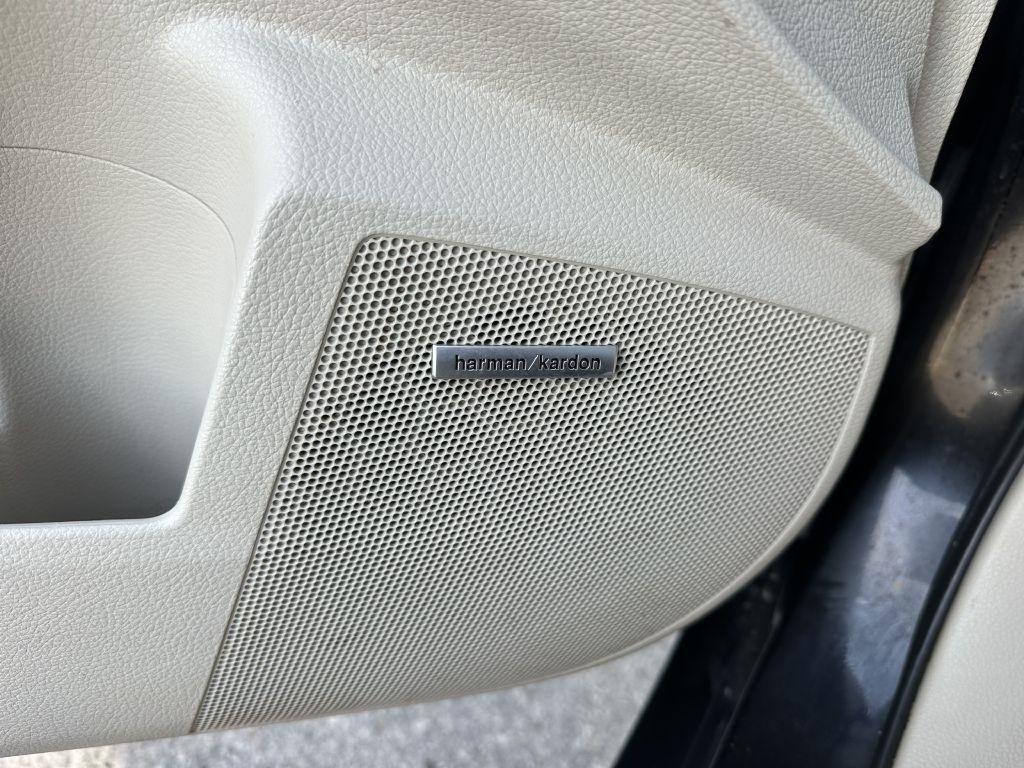 Subaru Outback 4dr Wgn H4 Auto 2.5i Limited Pwr Moon 2011