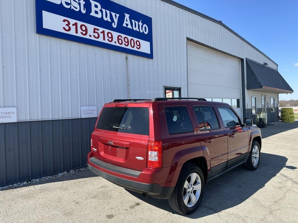 Jeep Patriot FWD 4dr Latitude 2011