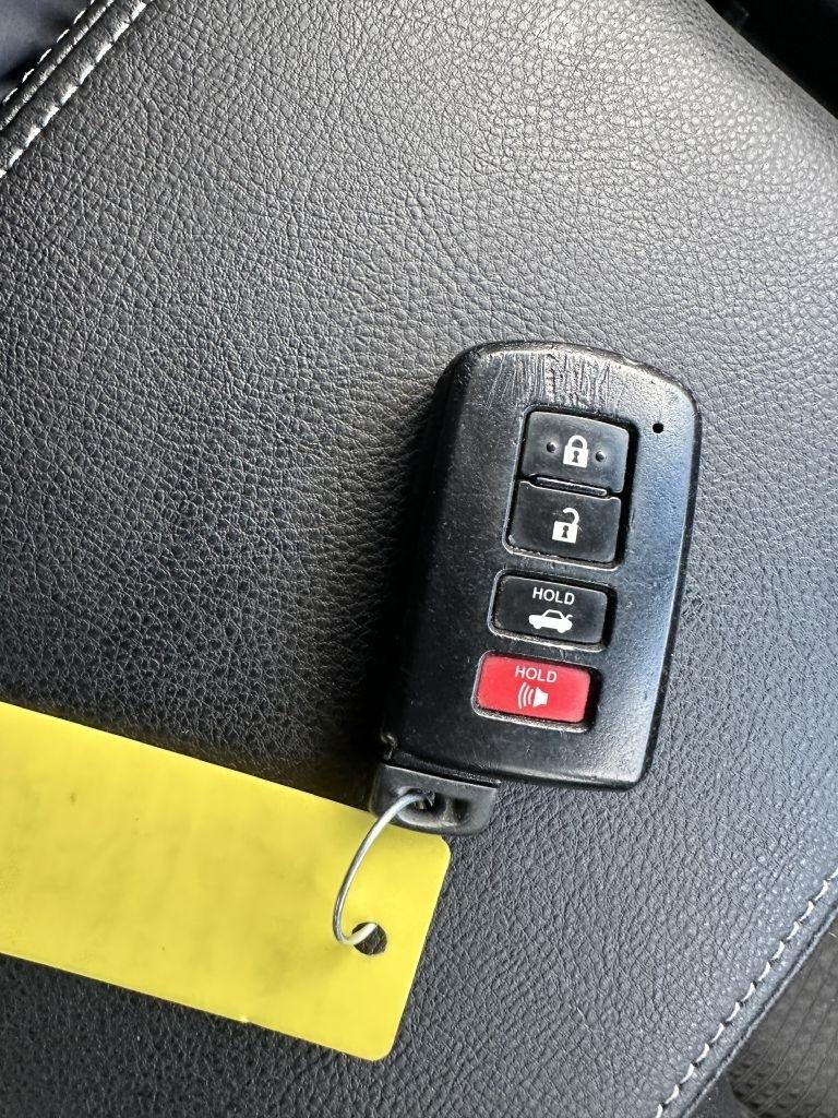 Toyota Camry Hybrid 4dr Sdn XLE (Natl) 2015