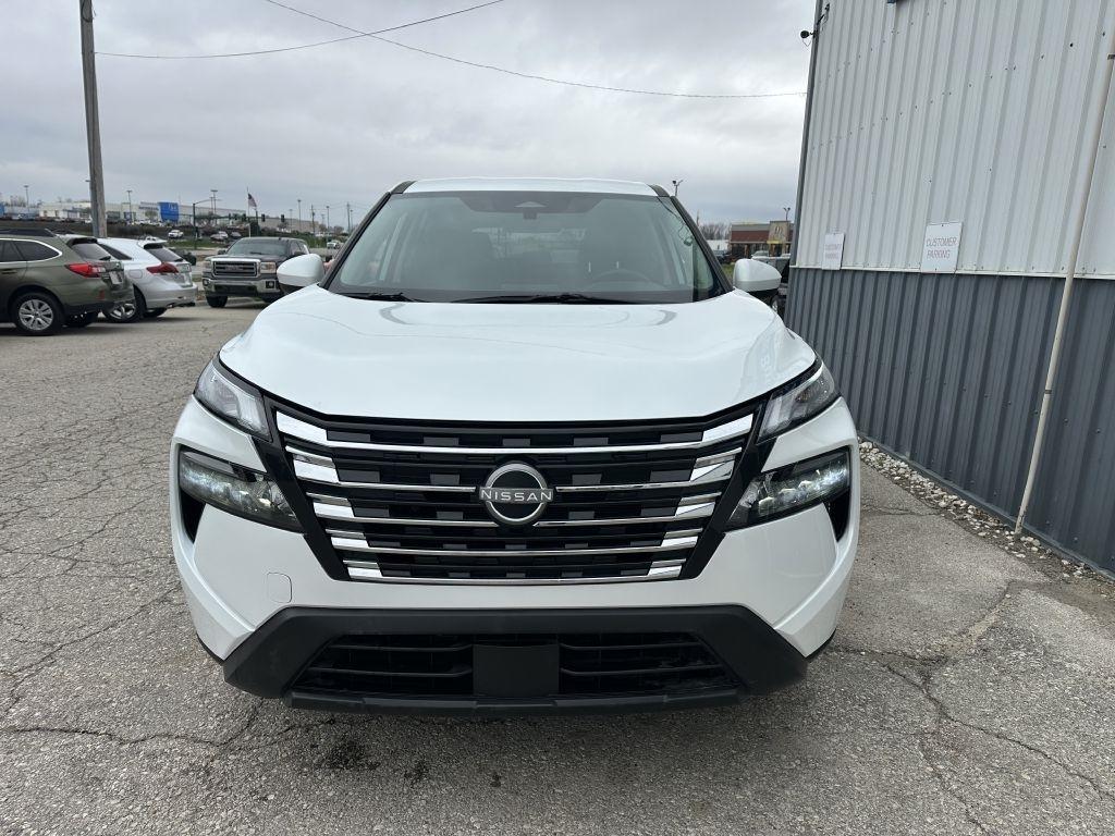 Nissan Rogue AWD SV 2025