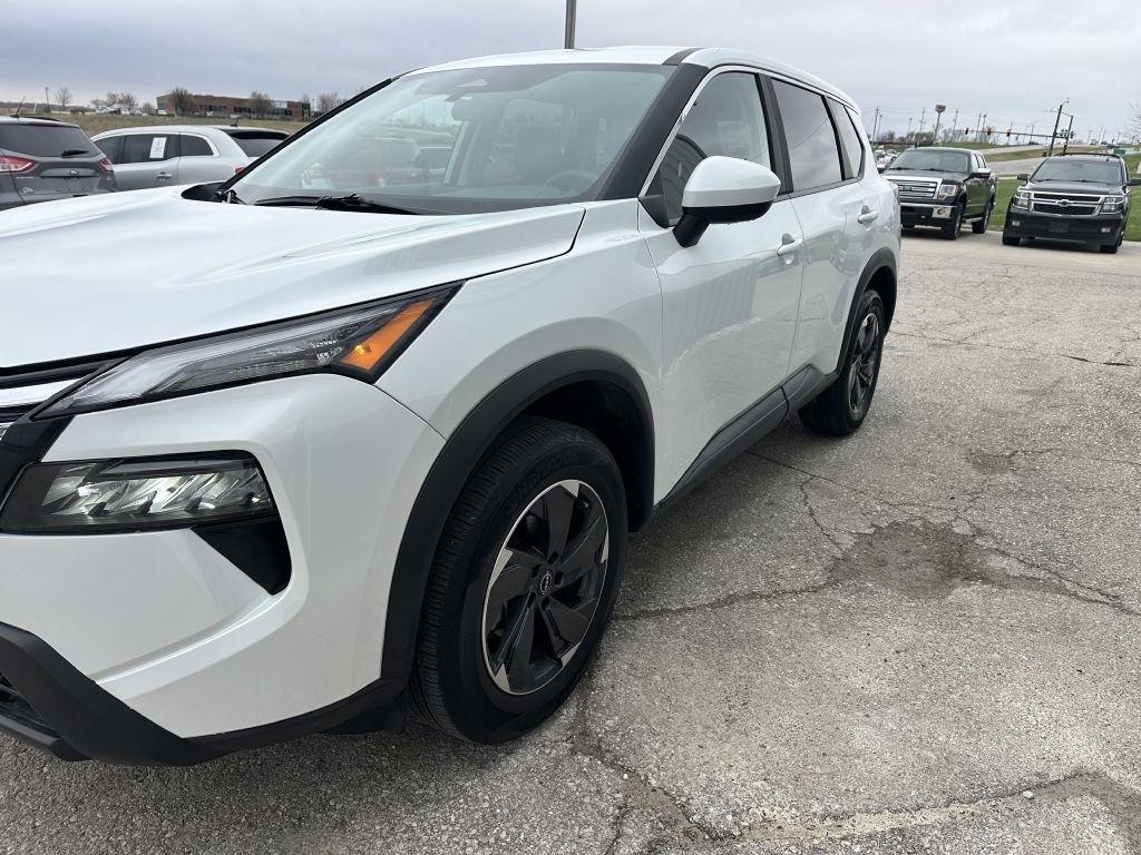 Nissan Rogue AWD SV 2025