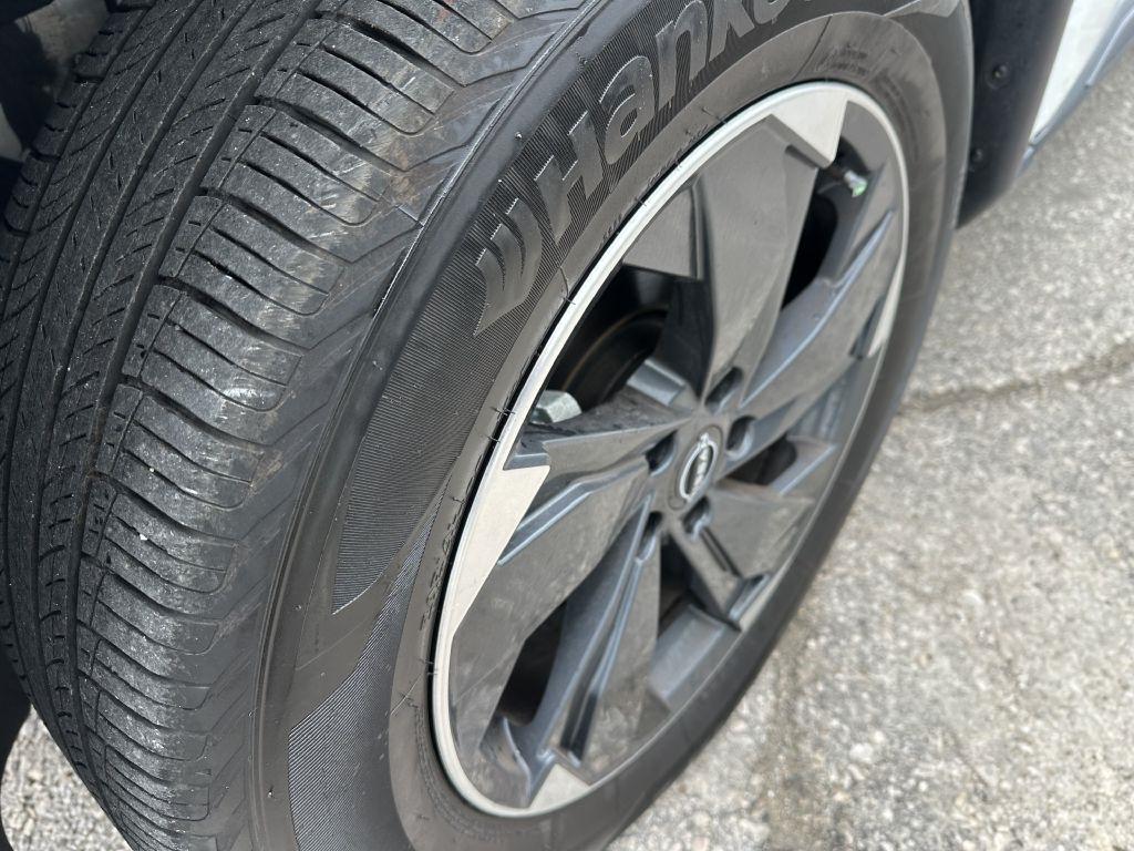 Nissan Rogue AWD SV 2025