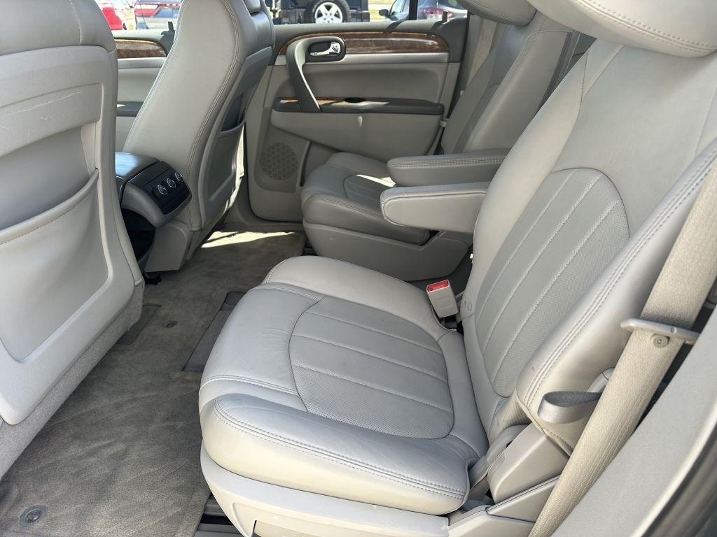 Buick Enclave AWD 4dr CXL-1 2011