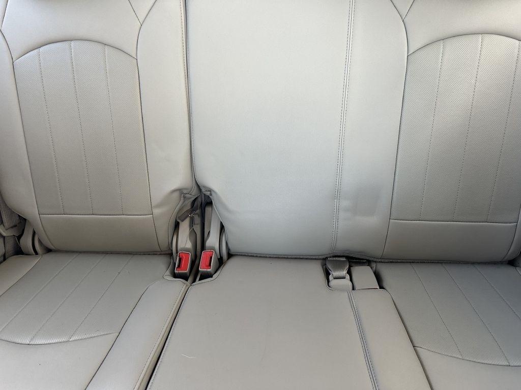 Buick Enclave AWD 4dr CXL-1 2011