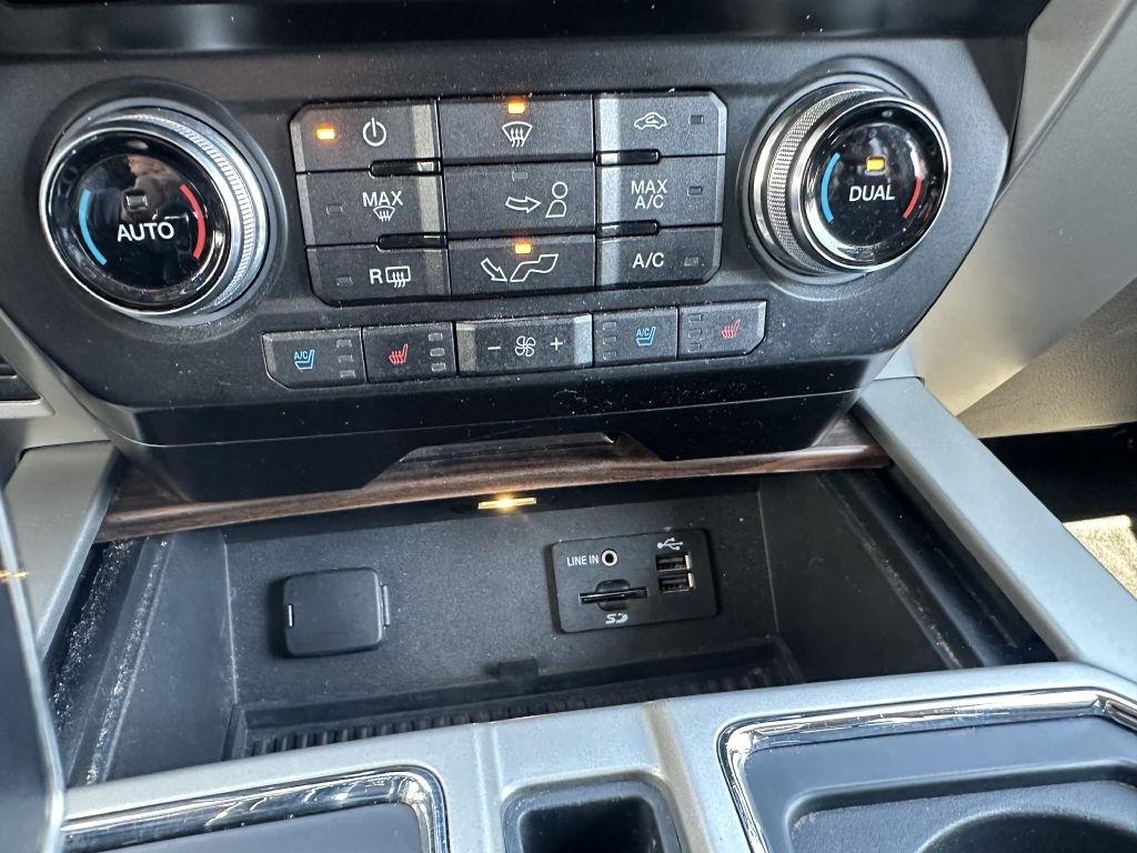 Ford F-150 4WD SuperCrew 145" King Ranch 2015