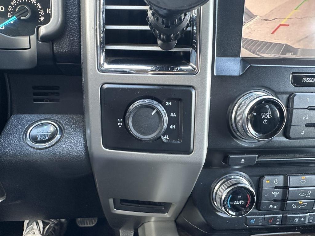 Ford F-150 4WD SuperCrew 145" King Ranch 2015