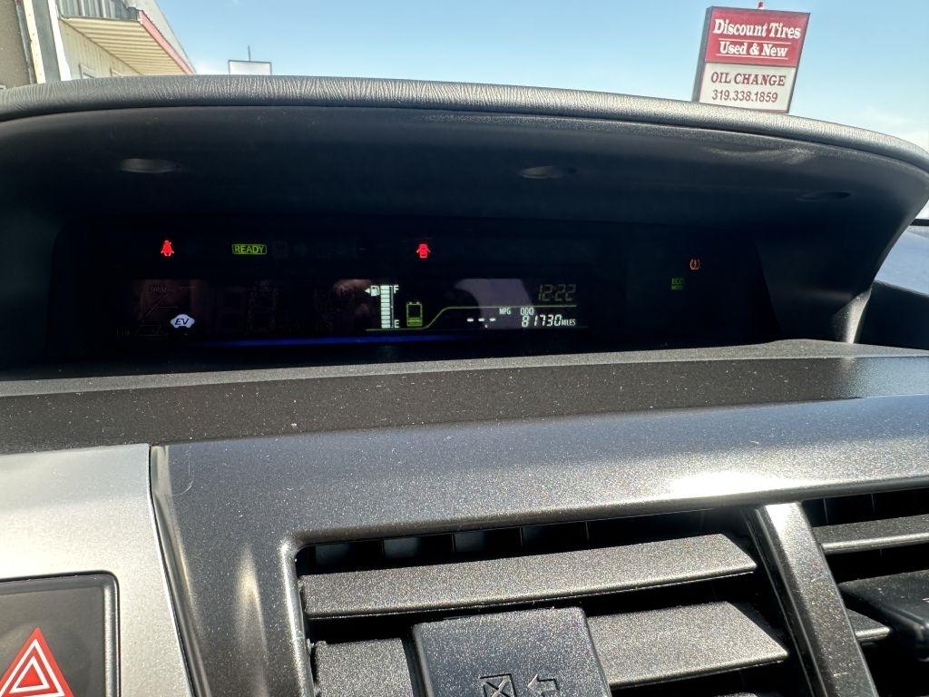 Toyota Prius V 5dr Wgn Three (Natl) 2013