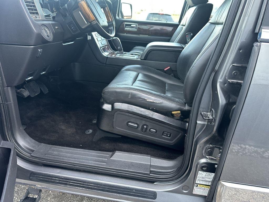 Lincoln Navigator L 4WD 4dr 2014