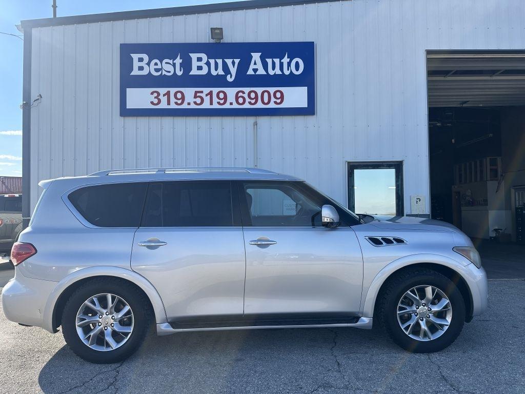 Infiniti QX56 4WD 4dr 7-passenger 2011