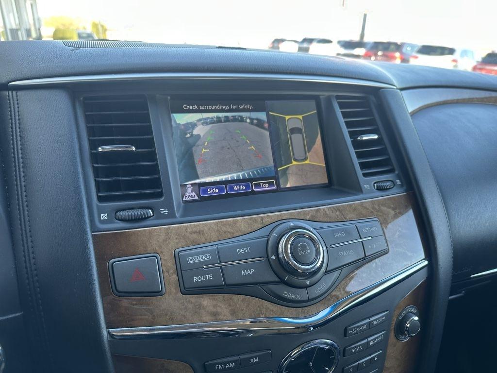 Infiniti QX56 4WD 4dr 7-passenger 2011