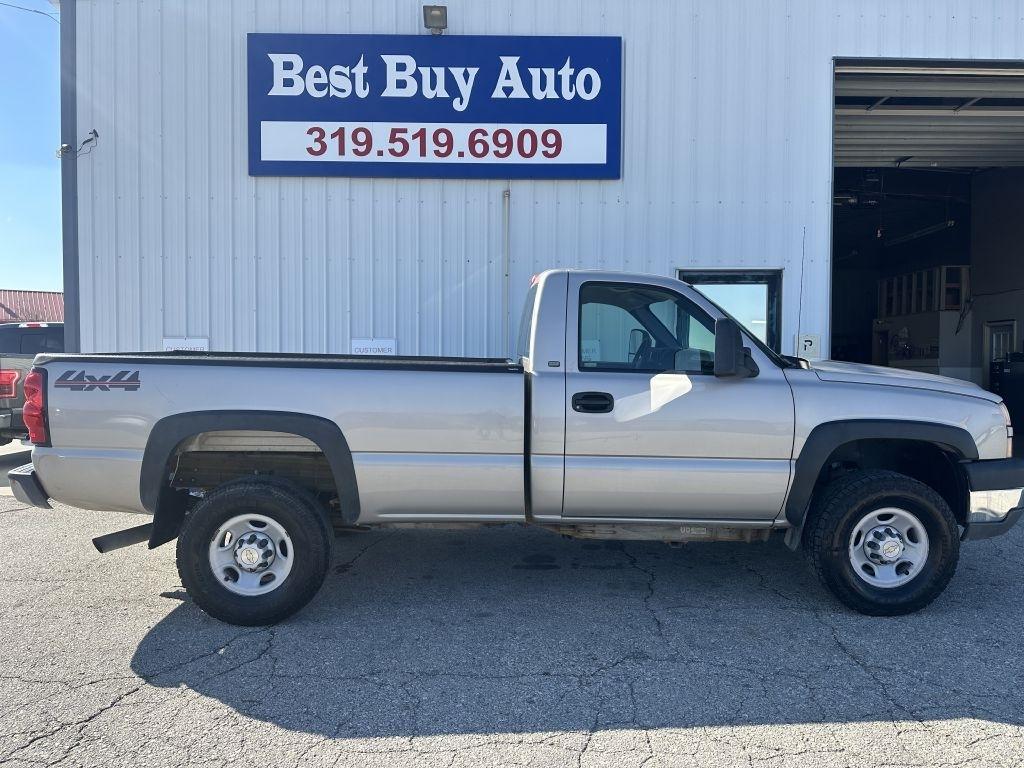 Chevrolet Silverado 2500HD Reg Cab 133" WB Work Truck 2005
