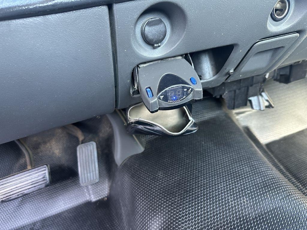 Chevrolet Silverado 2500HD Reg Cab 133" WB Work Truck 2005