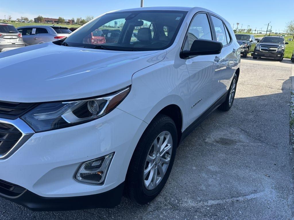 Chevrolet Equinox AWD 4dr LS w/1FL 2020