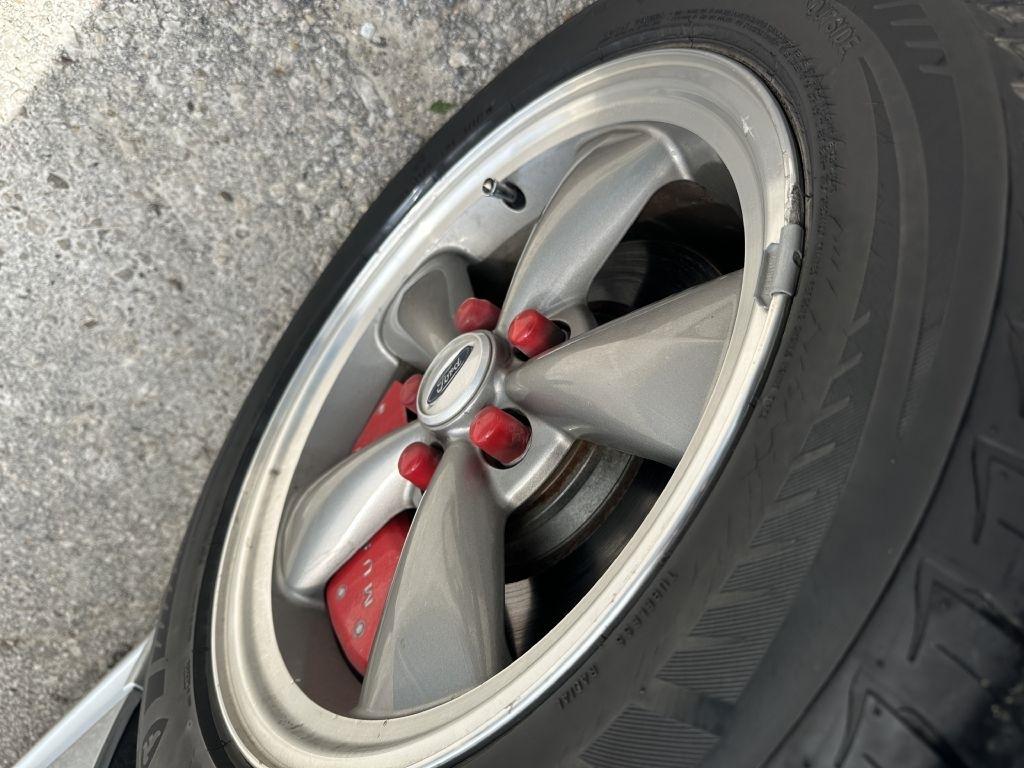 Ford Mustang 2dr Cpe GT Deluxe 2005